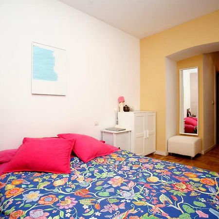 Piso Centrico Con Patio Appartement Bilbao Buitenkant foto