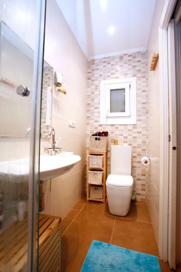 Piso Centrico Con Patio Appartement Bilbao Buitenkant foto